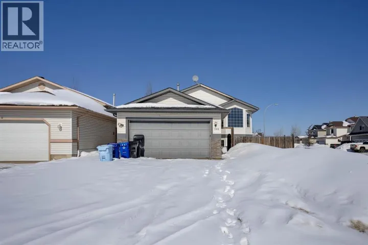 102 Lanauze Street, Fort McMurray, Alberta T9K2S3