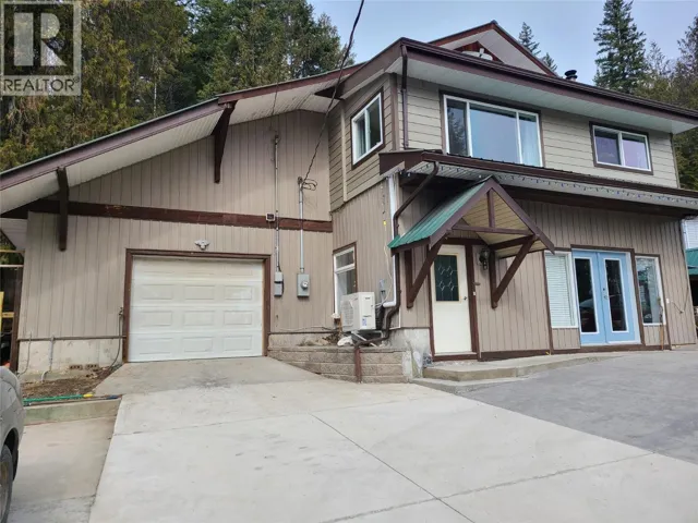 6327 Squilax-Anglemont Road, Magna Bay, British Columbia V0E1M7