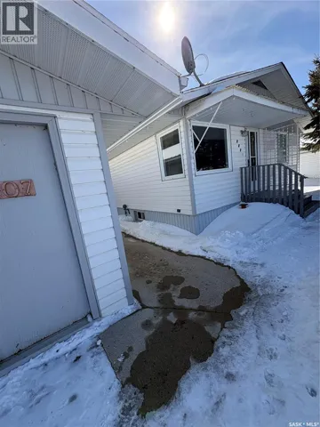 207 Third AVENUE W, Kelvington, Saskatchewan S0A1W0