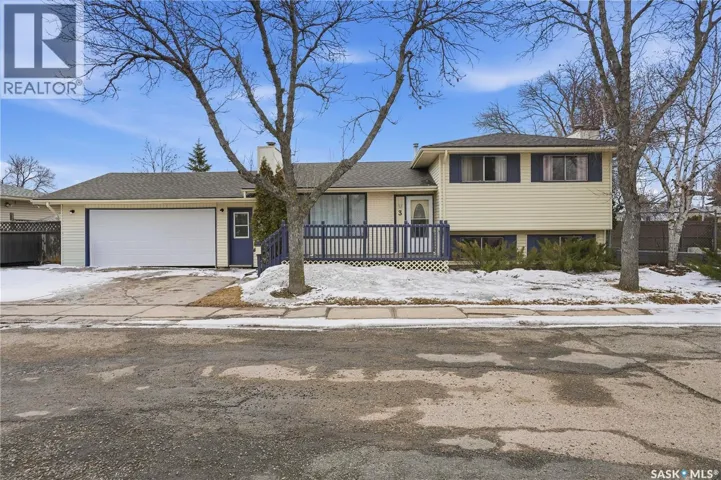 3 CARSON ROAD, Regina, Saskatchewan S4R6J9