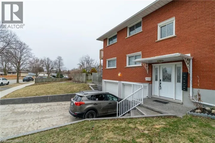 35 SHAFTSBURY Drive Unit# BSMNT, Kitchener, Ontario N2A1N4