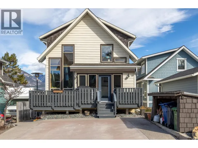 1373 Canterbury Way, Invermere, British Columbia V0A1K4