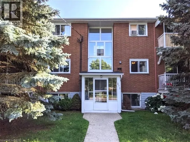 371 MARGARET Avenue Unit# 5, Kitchener, Ontario N2H4J6