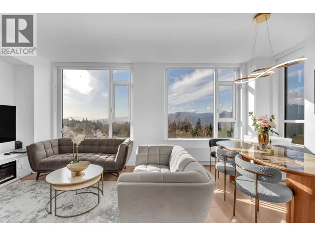 604 8750 UNIVERSITY CRESCENT, Burnaby, British Columbia V5A0G9