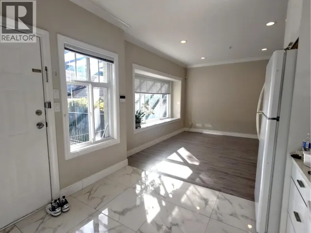 MF 8006 CARTIER STREET, Vancouver, British Columbia V6P4T5