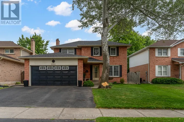 2055 HUNTERS WOOD DRIVE, Burlington (Headon), Ontario L7M2T9