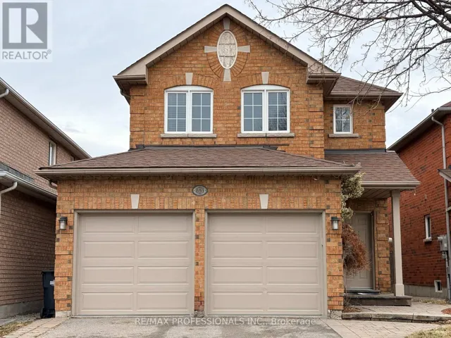 851 CLEMENS CRESCENT, Mississauga (East Credit), Ontario L5V2S8
