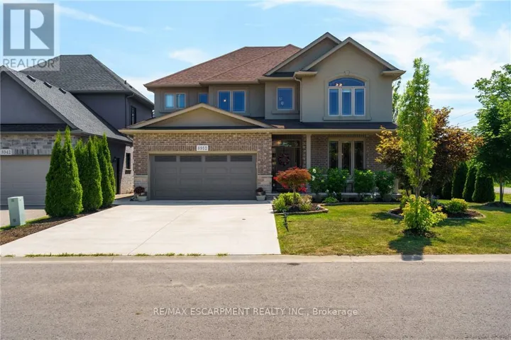 8952 BLACK FOREST CRESCENT, Niagara Falls (Forestview), Ontario L2H0M8