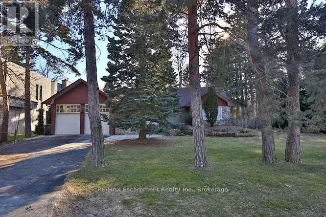 1336 QUEEN VICTORIA AVENUE, Mississauga (Lorne Park), Ontario L5H3H3