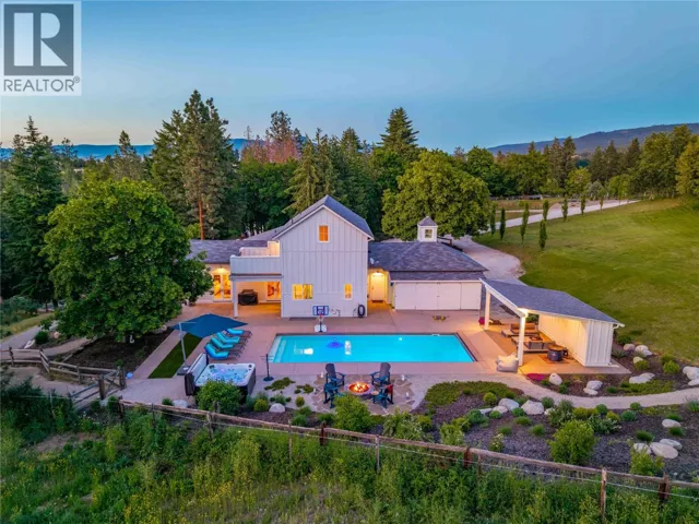 2376 Saucier Road, Kelowna, British Columbia V1W4B8