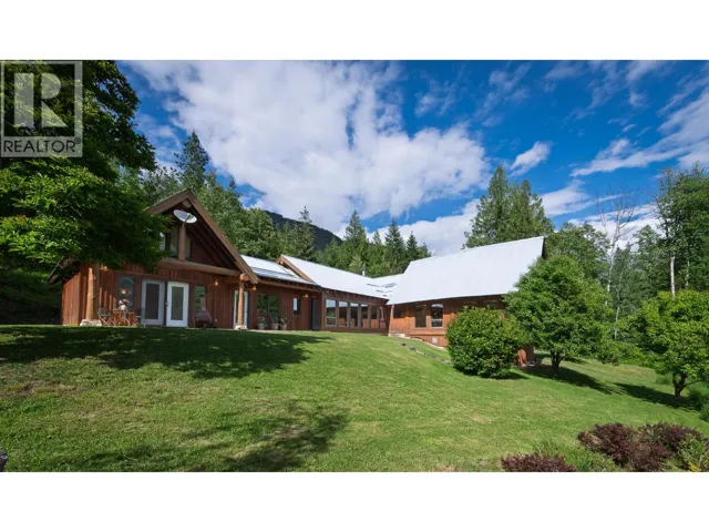 16749 Crawford Creek Road, Crawford Bay, British Columbia V0B1E0