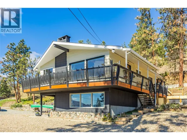 3991 Desert Pines Avenue, Peachland, British Columbia V0H1X2