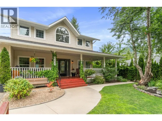 2662 Blind Bay Road, Blind Bay, British Columbia V0E1H1