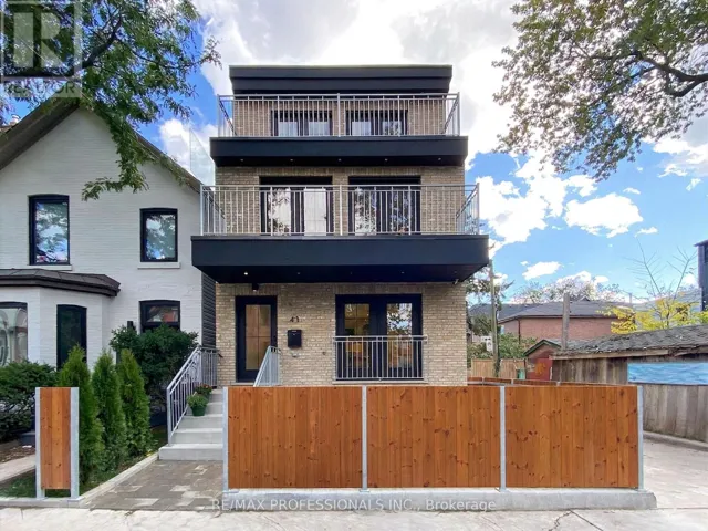 41 ROLYAT STREET, Toronto (Trinity-Bellwoods), Ontario M6J1S5