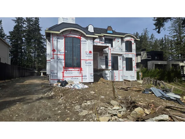 2543 141 STREET, Surrey, British Columbia V4P2E5