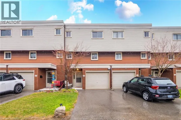 23 WATSONS Lane Unit# 15, Dundas, Ontario L9H5G9