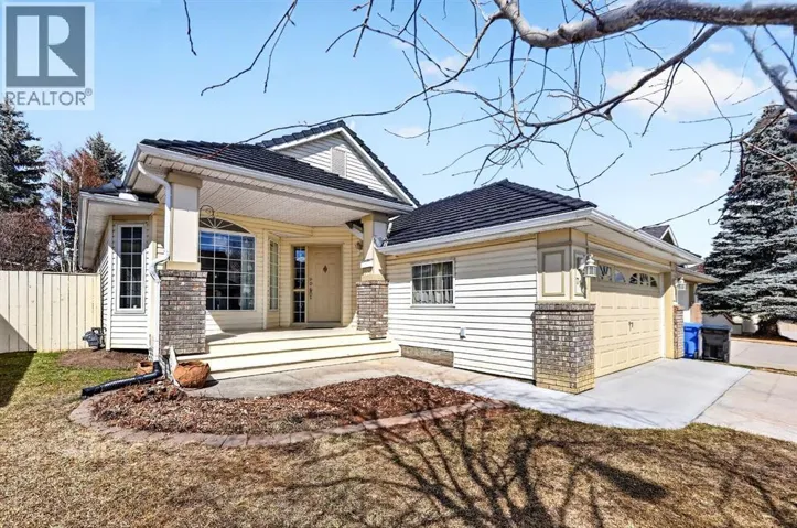 711 Diamond Court SE, Calgary, Alberta T2J7E2