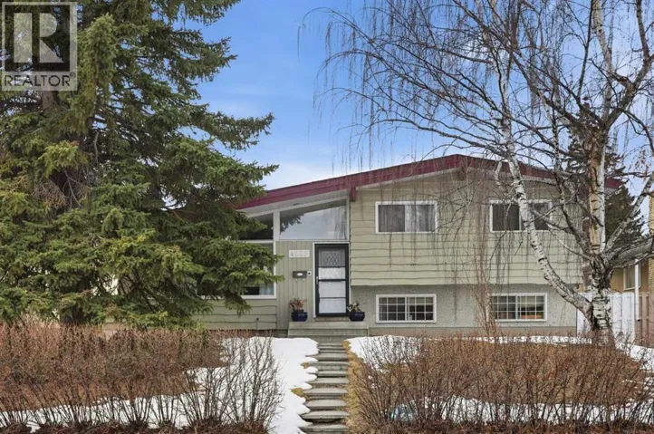 4539 Vandergrift Crescent NW, Calgary, Alberta T3A0J1