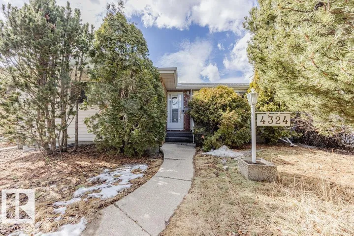 4324 70 ST NW, Edmonton, Alberta T6K0V1