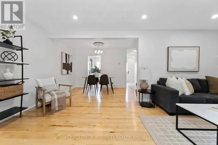19 - 1585 HERON ROAD, Ottawa, Ontario K1V9V1