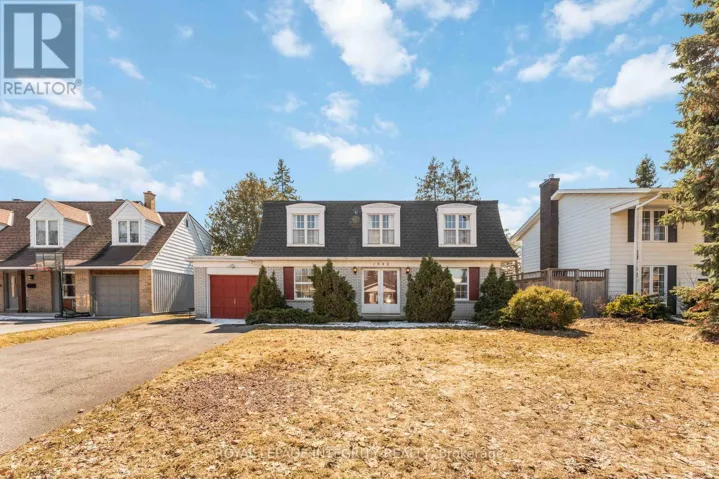 1842 PLAYFAIR DRIVE, Ottawa, Ontario K1H5S1