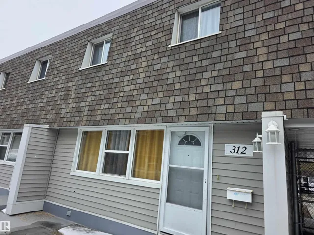 312 VILLAGE ON THE GREEN GR NW, Edmonton, Alberta T5A1H2