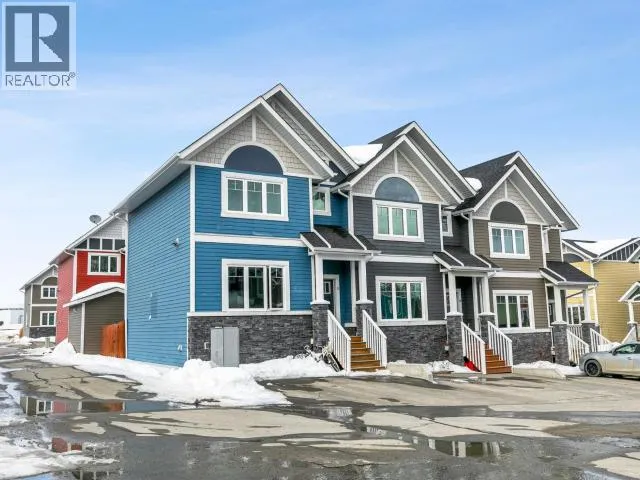 31-85 AKSALA DRIVE, Whitehorse, Yukon Y1A0K9