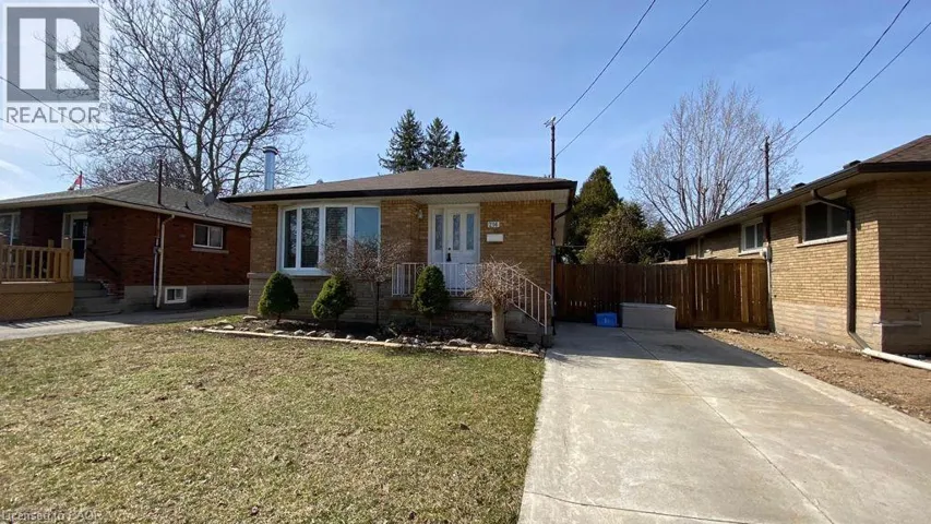 216 WEST 16TH Street Unit# Upper, Hamilton, Ontario L9C4C6