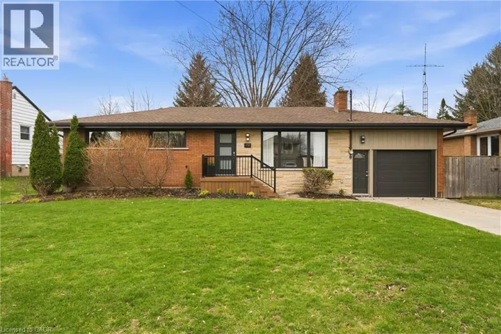49 STIRLING Street, Caledonia, Ontario N3W1J4