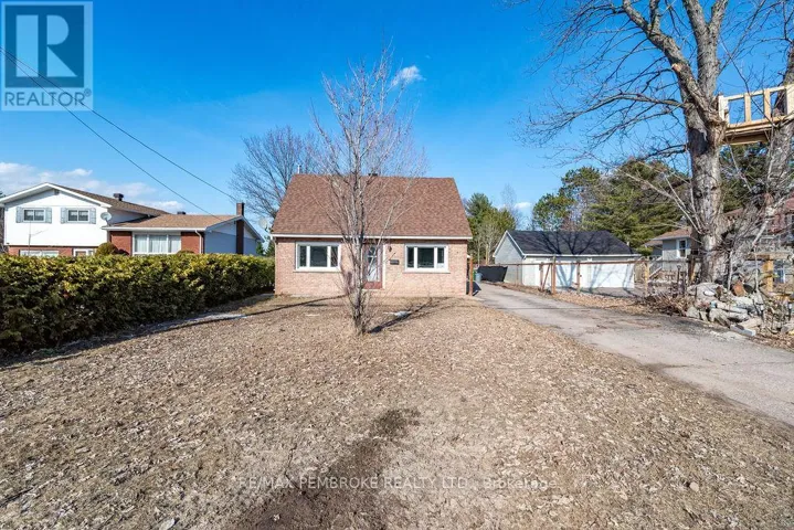 2849 PETAWAWA BOULEVARD, Petawawa, Ontario K8H2K7