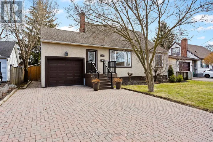 148 LAKESHORE ROAD, St. Catharines (Vine/Linwell), Ontario L2N2V1