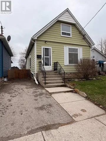UPPER - 25 GLENWOOD AVENUE, London East (East M), Ontario N5Z2P7