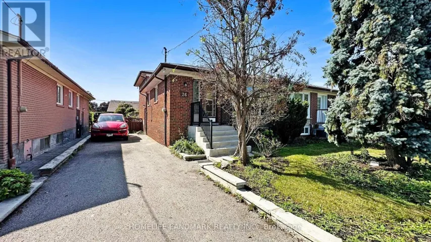 26 ROYWOOD DRIVE, Toronto (Parkwoods-Donalda), Ontario M3A2C6