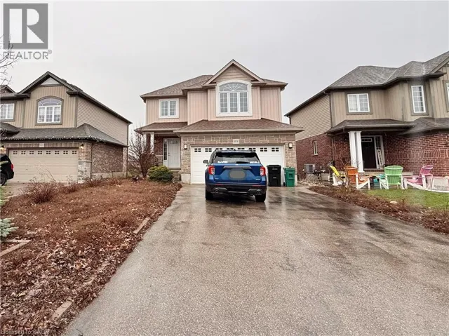 101 ROBERT SIMONE Way, Ayr, Ontario N0B1E0