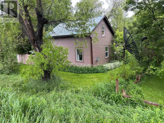 401866 GREY 4 ROAD, West Grey, Ontario N4N3B8