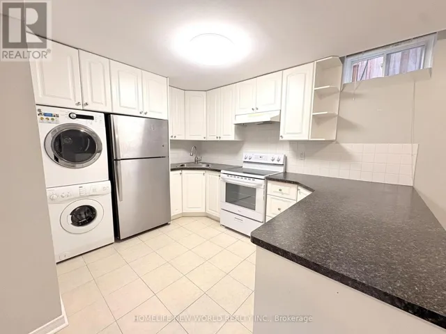 18 SAMANTHA CIRCLE, Richmond Hill (Doncrest), Ontario L4B2R7
