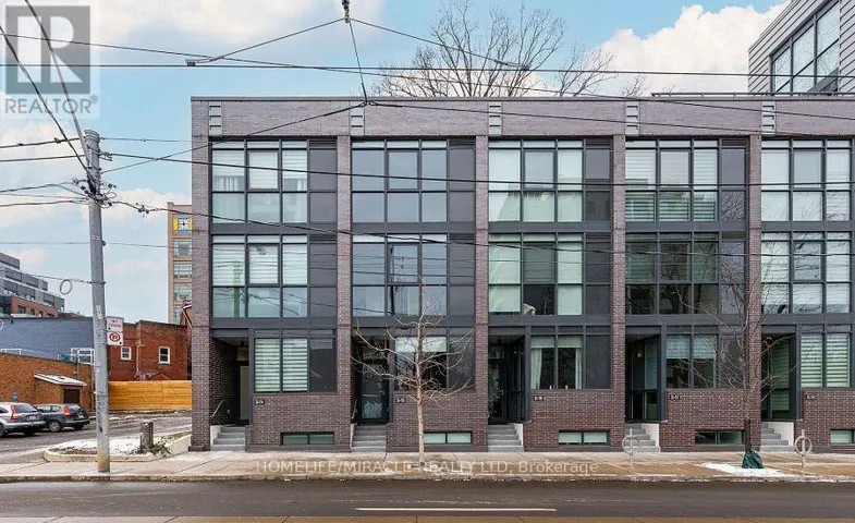 TH155 - 38 HOWARD PARK AVENUE, Toronto (Roncesvalles), Ontario M6R0A7