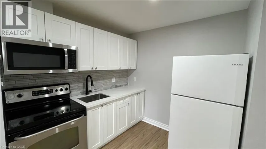 69 EAST MAIN Street Unit# 203, Welland, Ontario L3B3W4