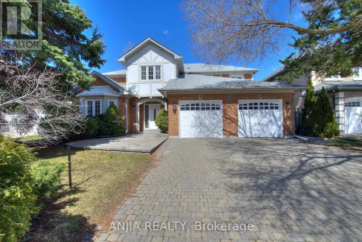 22 CHILTERN HILL, Richmond Hill (Bayview Hill), Ontario L4B3B8