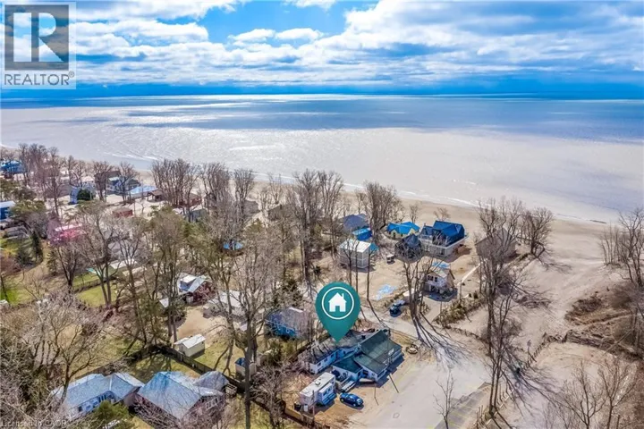 2 BEACH Avenue, Port Rowan, Ontario N0E1M0