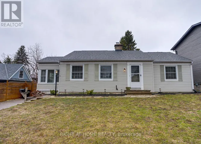 52 HIGHLAND AVENUE, Barrie (Codrington), Ontario L4M1N3
