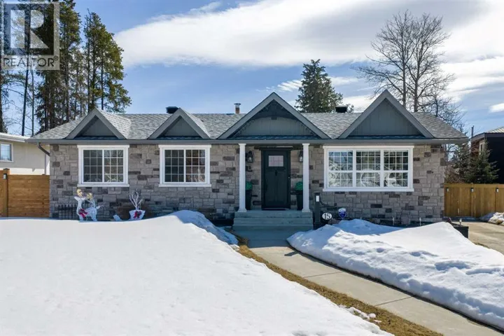 15 Virginia Avenue, Whitecourt, Alberta T7S1H2