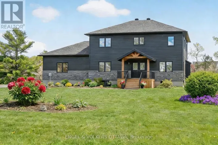 57 PAUL A. BERTRAND DRIVE, McNab/Braeside, Ontario K7S3G8