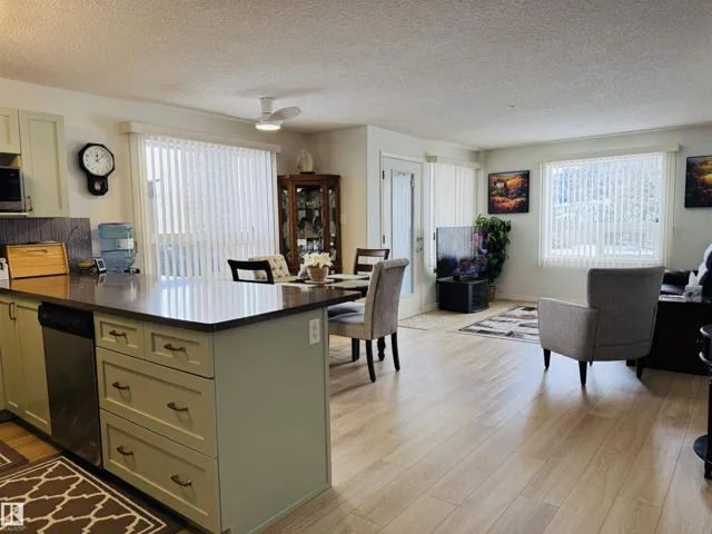 #107 1520 HAMMOND GA NW, Edmonton, Alberta T6M0J4