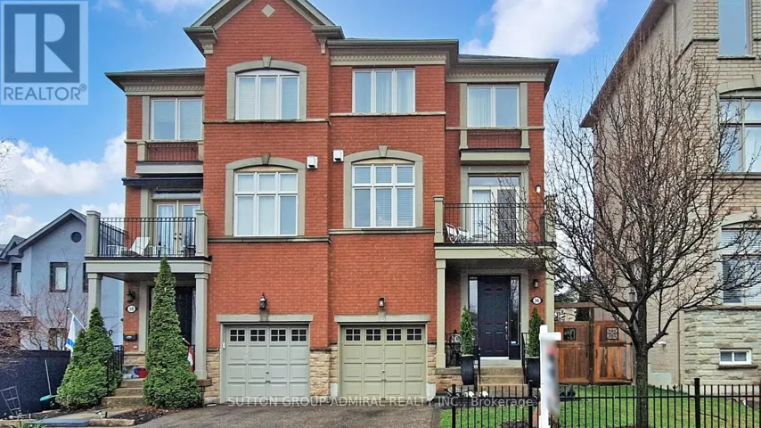 36 HELEN STREET, Vaughan (East Woodbridge), Ontario L4L3S3
