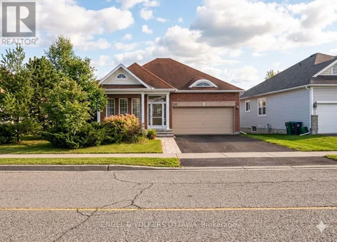 352 WEST RIDGE DRIVE, Ottawa, Ontario K2S2G8