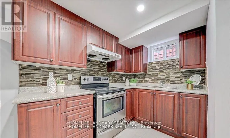 1336 PHARMACY AVENUE, Toronto (Wexford-Maryvale), Ontario M1R2J5