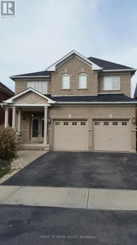 UPPER - 42 WESTMINSTER CIRCLE N, Barrie (Innis-Shore), Ontario L4M0A5