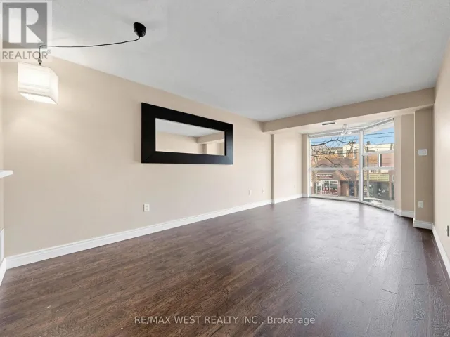 211 - 725 KING STREET W, Toronto (Niagara), Ontario M5V2W9