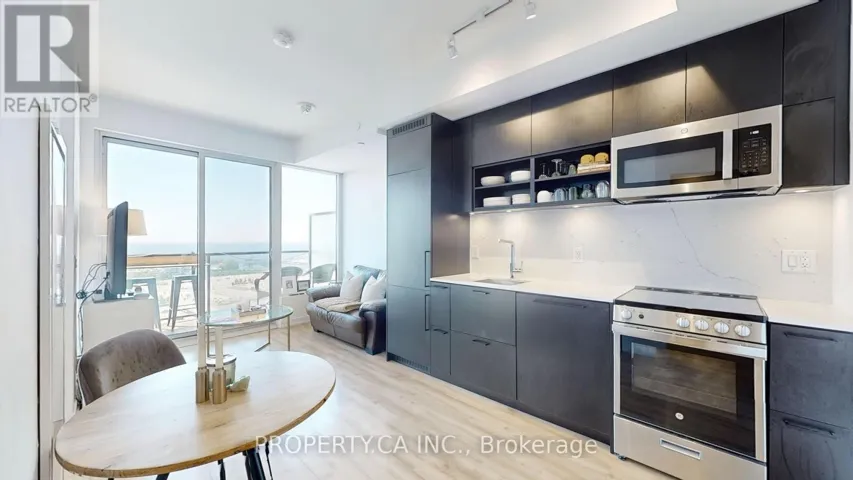 2012 - 135 EAST LIBERTY STREET, Toronto (Niagara), Ontario M6K0G7